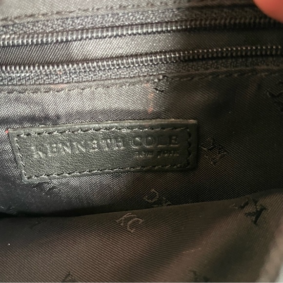 Kenneth Cole New York   black soft leather purse - Picture 10 of 11